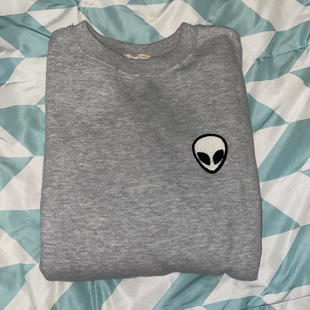 Brandy Melville alien cropped sweatshirt